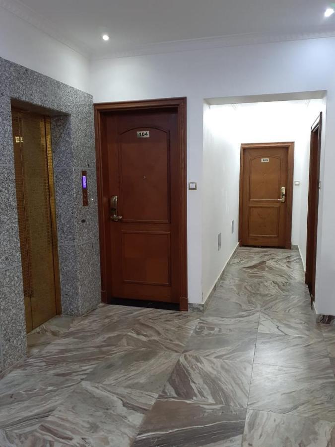 Royal Apartment *