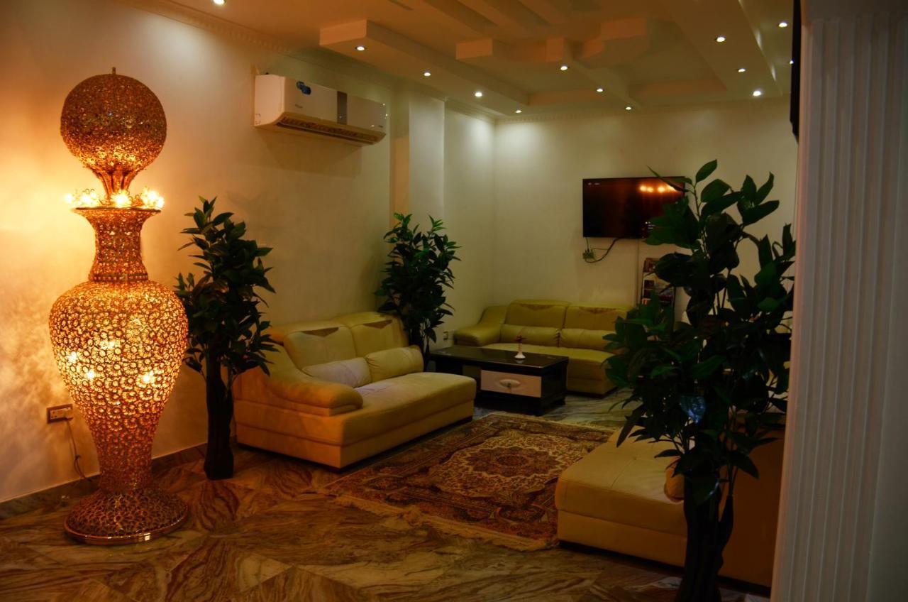 Royal Al Huwayl